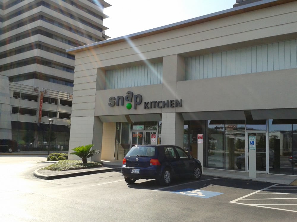 Snap Kitchen building